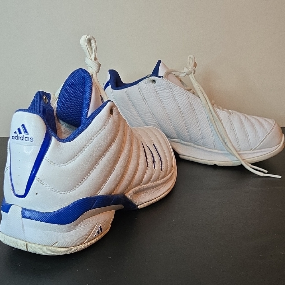 Adidas Men's White and Blue Sneakers - Picture 9 of 10